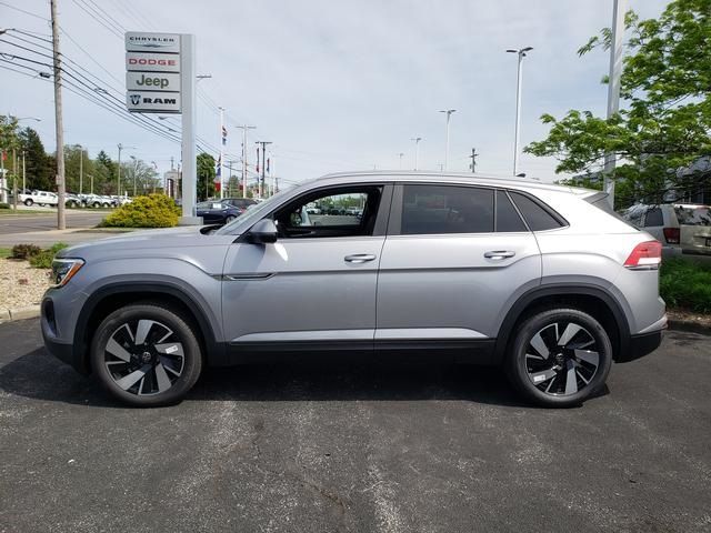 2024 Volkswagen Atlas Cross Sport 2.0T SE Technology