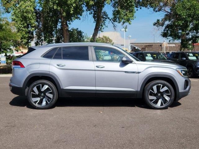 2024 Volkswagen Atlas Cross Sport 2.0T SE Technology