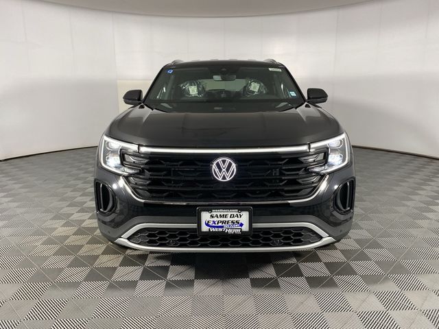 2024 Volkswagen Atlas Cross Sport 2.0T SE Technology