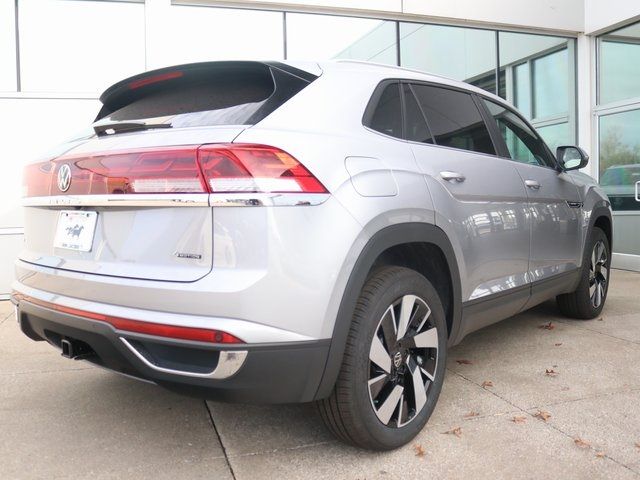 2024 Volkswagen Atlas Cross Sport 2.0T SE Technology