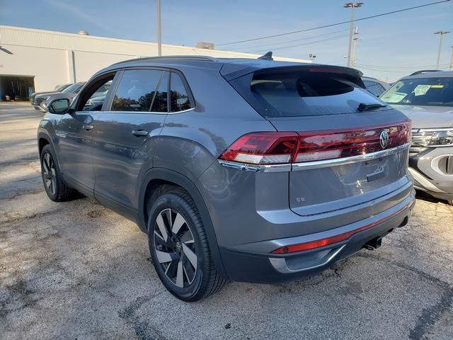 2024 Volkswagen Atlas Cross Sport 2.0T SE Technology