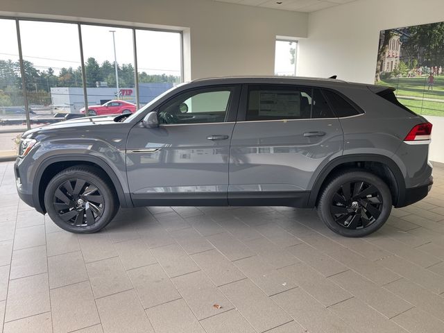 2024 Volkswagen Atlas Cross Sport 2.0T SE Technology