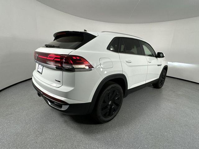 2024 Volkswagen Atlas Cross Sport 2.0T SE Technology