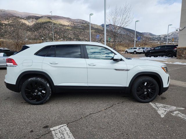 2024 Volkswagen Atlas Cross Sport 2.0T SE Technology