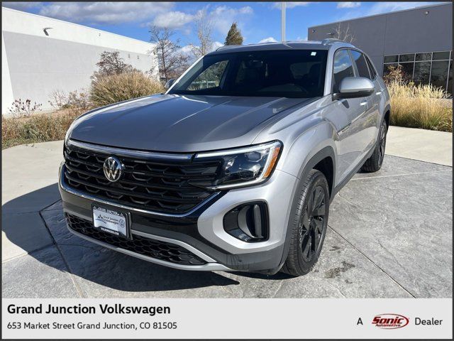 2024 Volkswagen Atlas Cross Sport 2.0T SE Technology