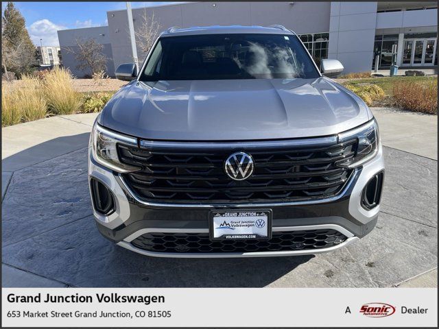 2024 Volkswagen Atlas Cross Sport 2.0T SE Technology