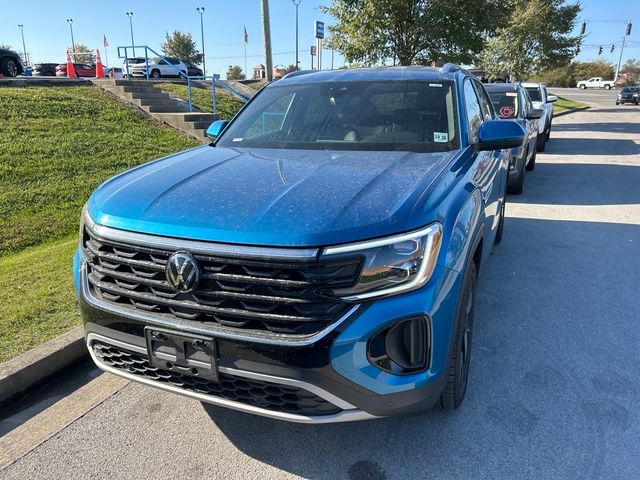 2024 Volkswagen Atlas Cross Sport 2.0T SE Technology