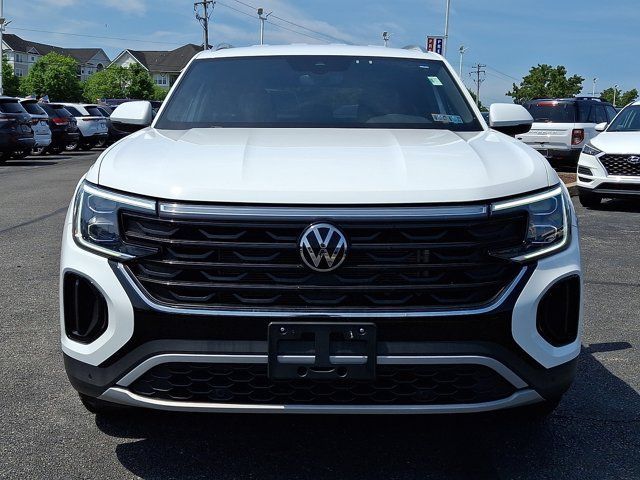 2024 Volkswagen Atlas Cross Sport 2.0T SE Technology