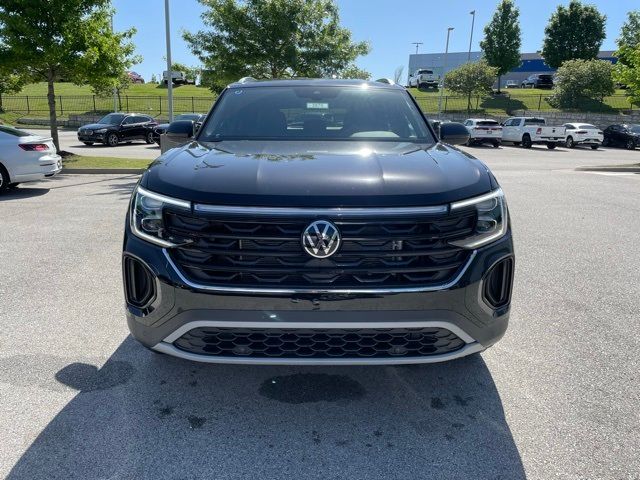 2024 Volkswagen Atlas Cross Sport 2.0T SE Technology