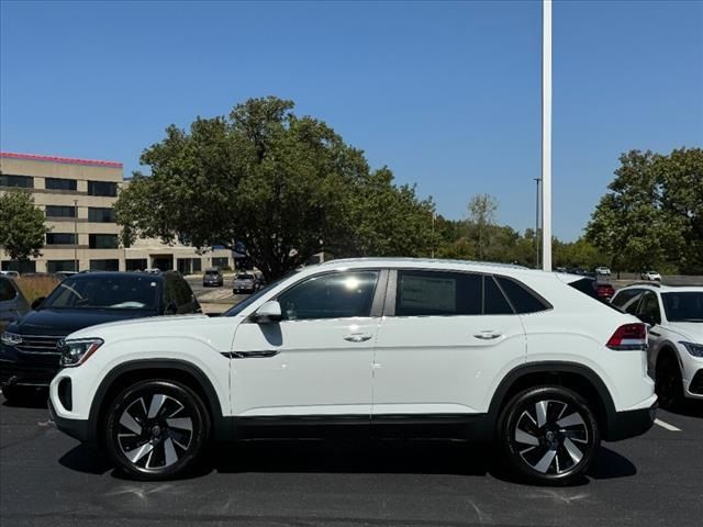 2024 Volkswagen Atlas Cross Sport 2.0T SE Technology