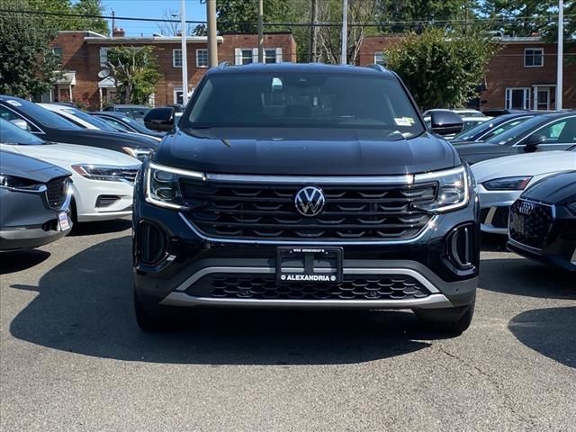 2024 Volkswagen Atlas Cross Sport 2.0T SE Technology