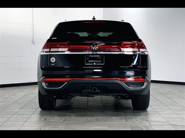 2024 Volkswagen Atlas Cross Sport 2.0T SE Technology