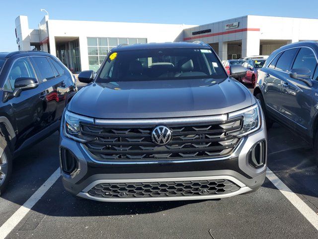 2024 Volkswagen Atlas Cross Sport 2.0T SE Technology