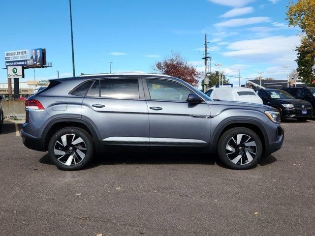 2024 Volkswagen Atlas Cross Sport 2.0T SE Technology