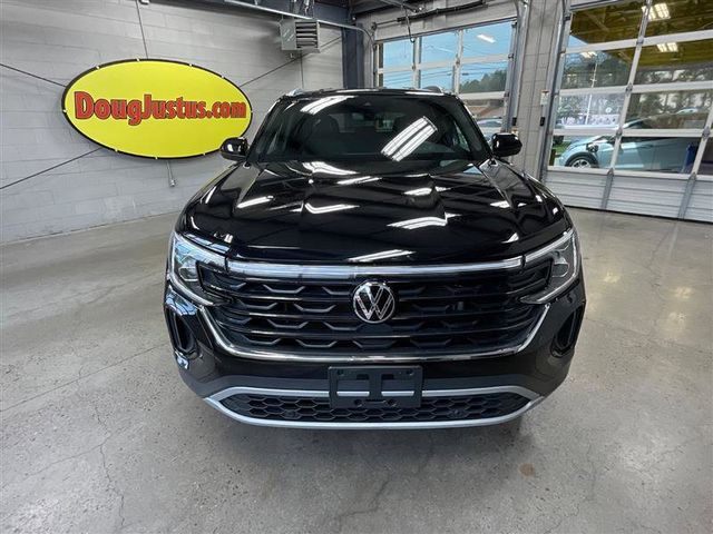 2024 Volkswagen Atlas Cross Sport 2.0T SE Technology