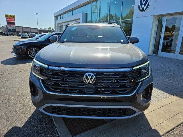 2024 Volkswagen Atlas Cross Sport 2.0T SE Technology