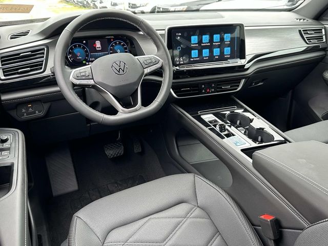 2024 Volkswagen Atlas Cross Sport 2.0T SE Technology