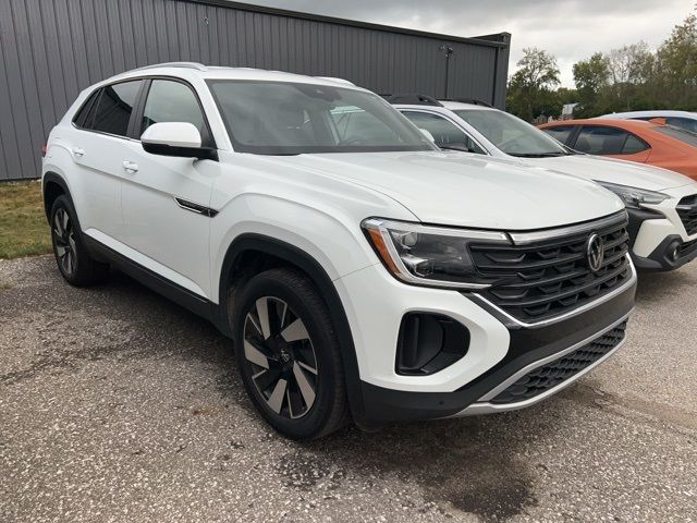 2024 Volkswagen Atlas Cross Sport 2.0T SE Technology