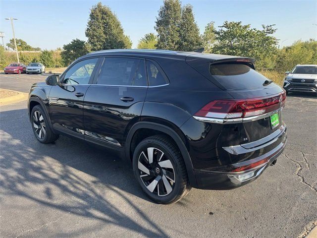 2024 Volkswagen Atlas Cross Sport 2.0T SE Technology