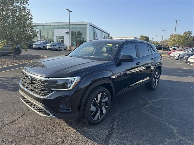 2024 Volkswagen Atlas Cross Sport 2.0T SE Technology