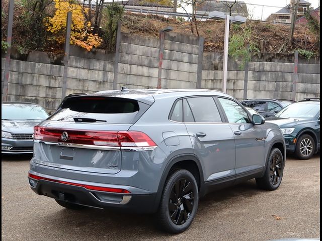 2024 Volkswagen Atlas Cross Sport 2.0T SE Technology