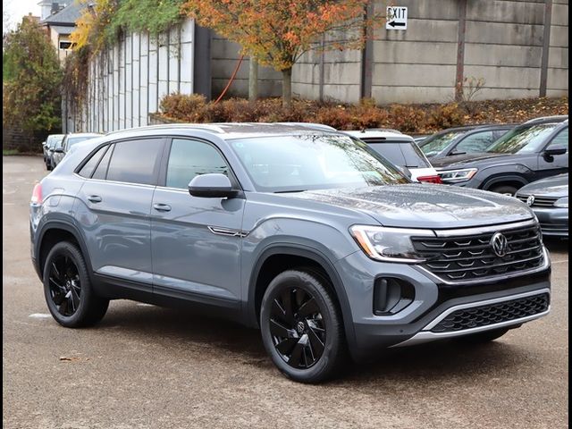 2024 Volkswagen Atlas Cross Sport 2.0T SE Technology