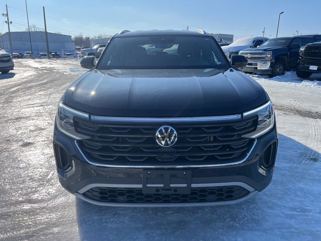 2024 Volkswagen Atlas Cross Sport 2.0T SE Technology