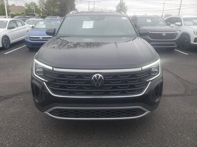 2024 Volkswagen Atlas Cross Sport 2.0T SE Technology