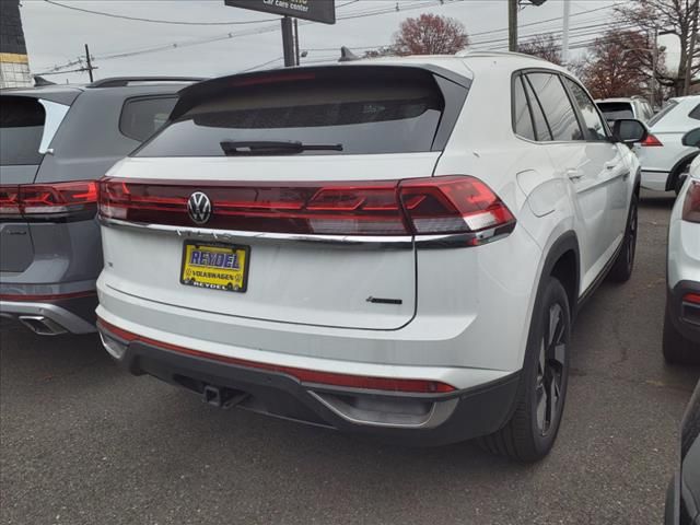 2024 Volkswagen Atlas Cross Sport 2.0T SE Technology