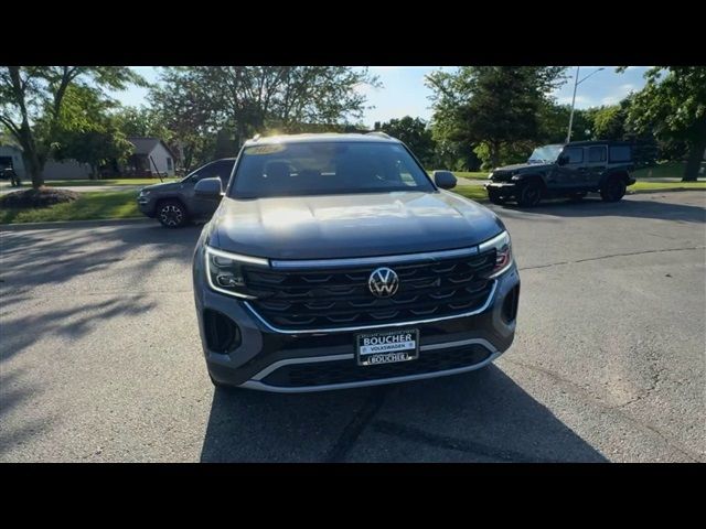 2024 Volkswagen Atlas Cross Sport 2.0T SE Technology