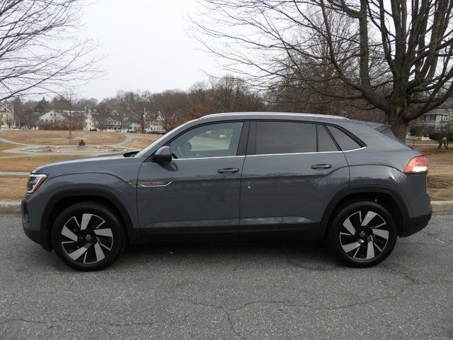 2024 Volkswagen Atlas Cross Sport 2.0T SE Technology