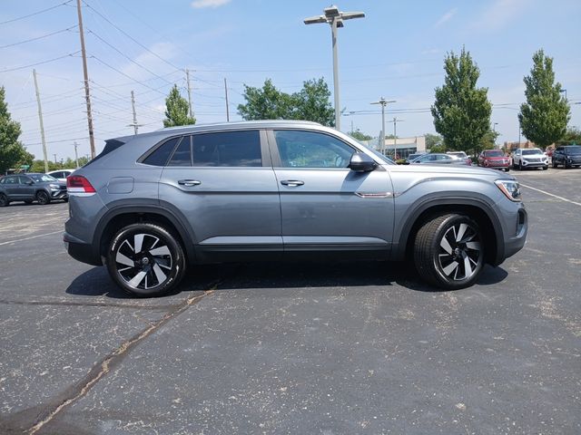 2024 Volkswagen Atlas Cross Sport 2.0T SE Technology