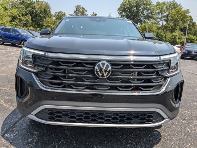 2024 Volkswagen Atlas Cross Sport 2.0T SE Technology