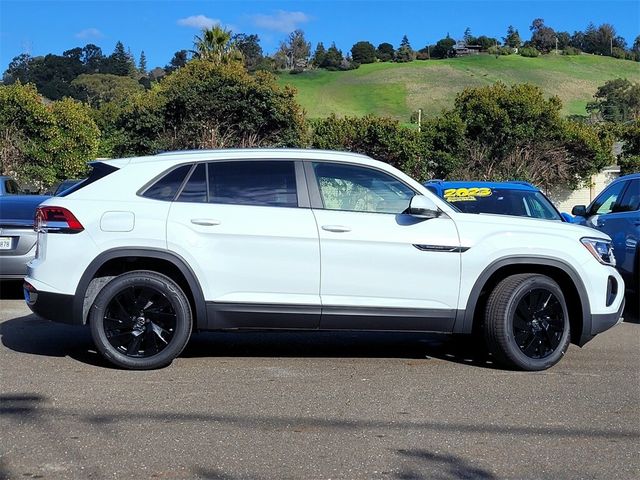 2024 Volkswagen Atlas Cross Sport 2.0T SE Technology