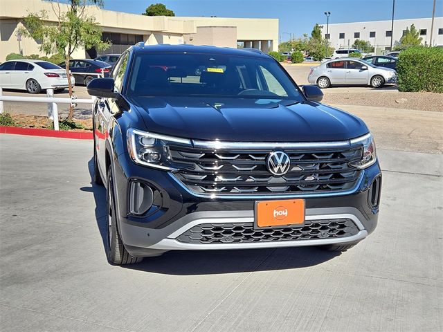 2024 Volkswagen Atlas Cross Sport 2.0T SE Technology