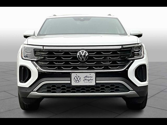 2024 Volkswagen Atlas Cross Sport 2.0T SE Technology