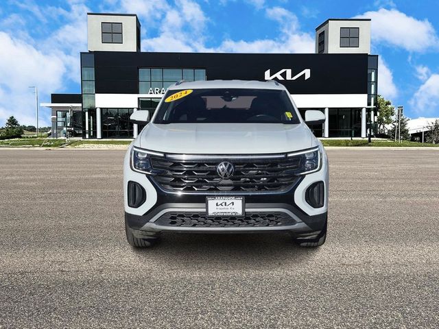 2024 Volkswagen Atlas Cross Sport 2.0T SE Technology