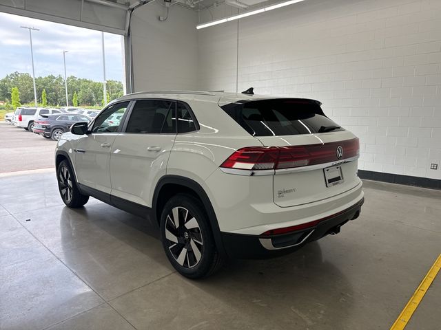 2024 Volkswagen Atlas Cross Sport 2.0T SE Technology