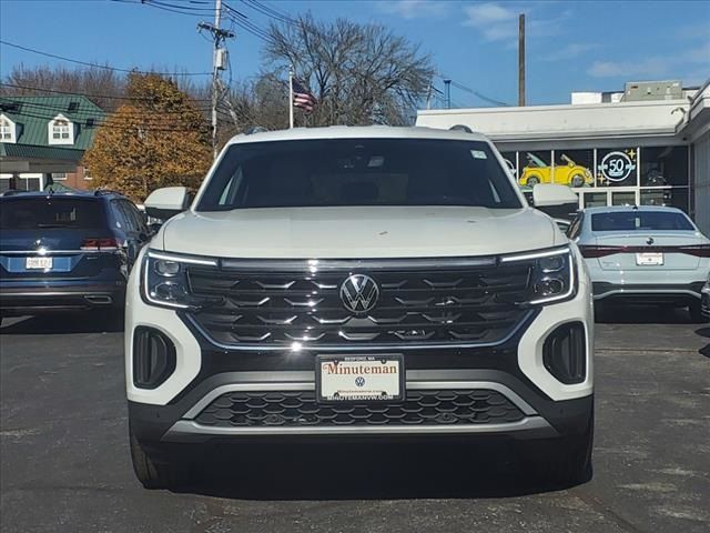 2024 Volkswagen Atlas Cross Sport 2.0T SE Technology