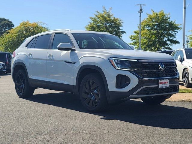 2024 Volkswagen Atlas Cross Sport 2.0T SE Technology