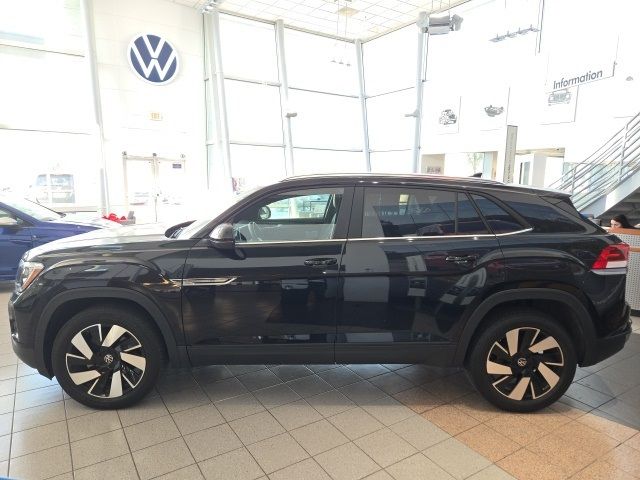2024 Volkswagen Atlas Cross Sport 2.0T SE Technology