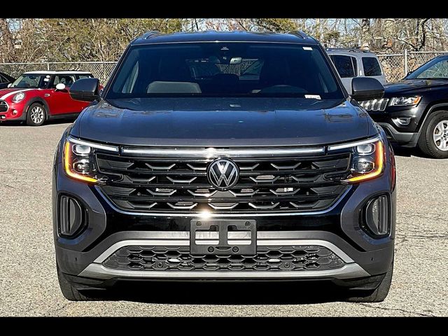 2024 Volkswagen Atlas Cross Sport 2.0T SE Technology