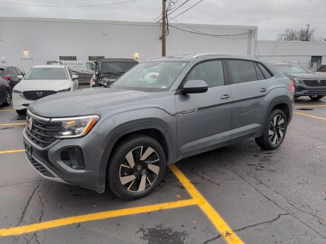 2024 Volkswagen Atlas Cross Sport 2.0T SE Technology