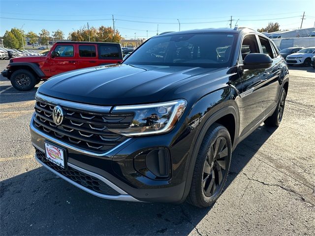 2024 Volkswagen Atlas Cross Sport 2.0T SE Technology