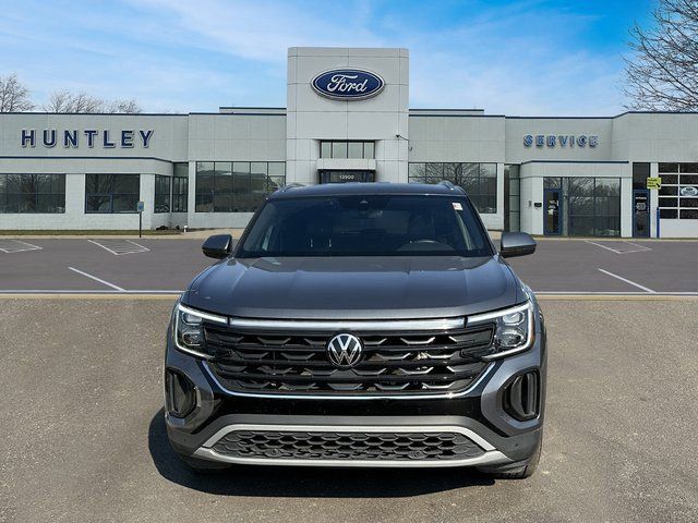 2024 Volkswagen Atlas Cross Sport 2.0T SE Technology