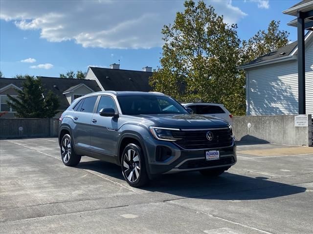 2024 Volkswagen Atlas Cross Sport 2.0T SE Technology