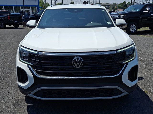 2024 Volkswagen Atlas Cross Sport 2.0T SE Technology