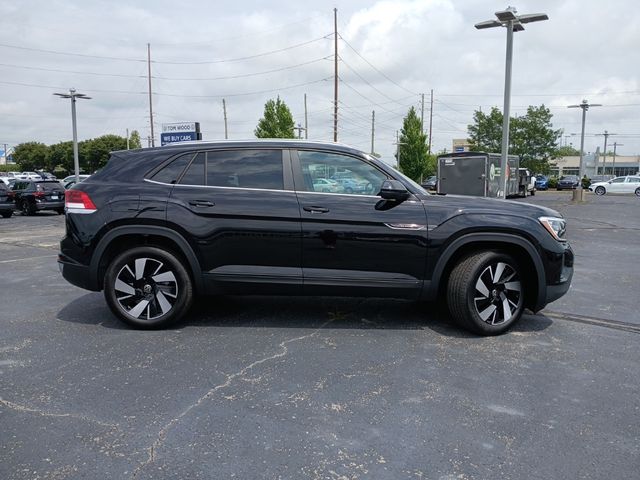 2024 Volkswagen Atlas Cross Sport 2.0T SE Technology