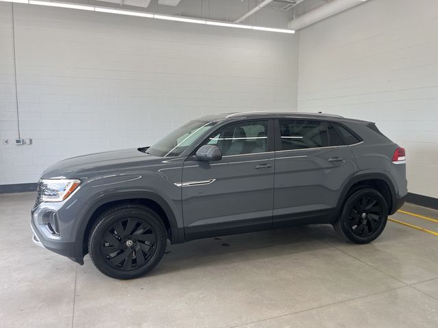 2024 Volkswagen Atlas Cross Sport 2.0T SE Technology