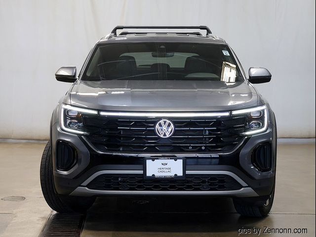 2024 Volkswagen Atlas Cross Sport 2.0T SE Technology